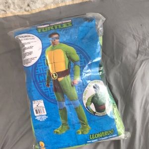Leonardo Halloween Adult Costume all accessories attached XL